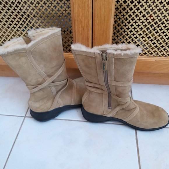 CLARKS ARTISAN COLLECTION LEATHER UPPER BOOTS SIZE 6B - Picture 2 of 13